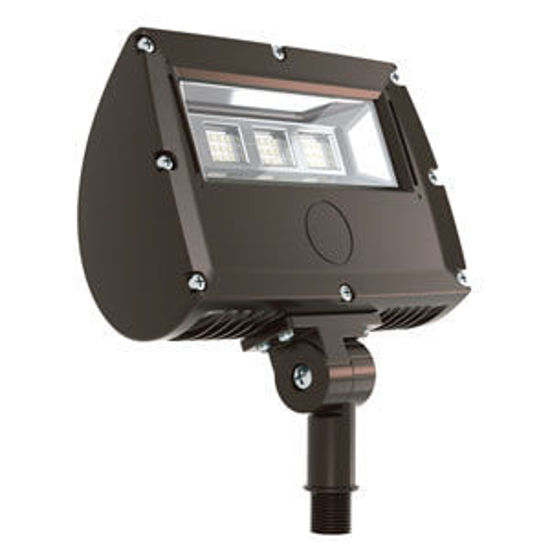 Picture of LED Outdoor Area Floods 1/2" NPT Swivel Mount 30W FLOOD 4K 120-277V non-dimmable 5yr
